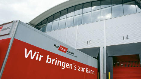 Rail Cargo Austria - Fracht-Container-Halle ©RCA